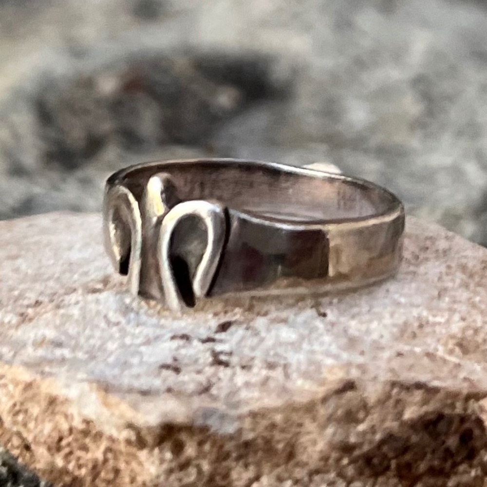 Dove Peace Handcrafted Sterling Silver Ring - Picture 2 of 8